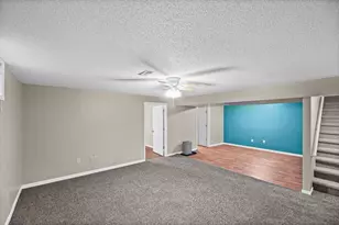 4568 State Rte 161 Ext, Kell, IL 62853 - Photo 34