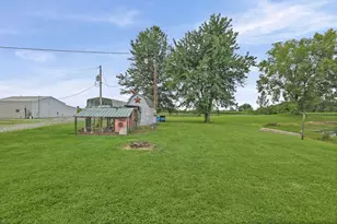 4568 State Rte 161 Ext, Kell, IL 62853 - Photo 6