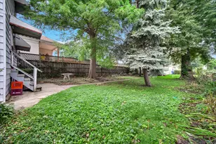 7621 S Perry Ave, Chicago, IL 60620 - Photo 24