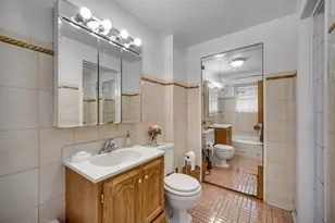 7621 S Perry Ave, Chicago, IL 60620 - Photo 8