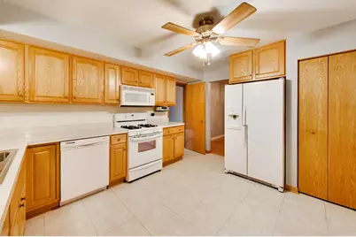 6101 W 80th Place, Burbank, IL 60459 - Photo 14