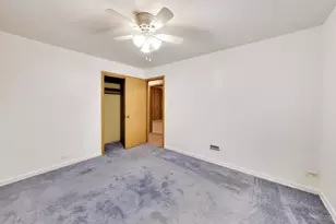 6101 W 80th Pl, Burbank, IL 60459 - Photo 20