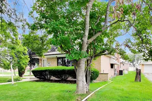 6101 W 80th Pl, Burbank, IL 60459 - Photo 4