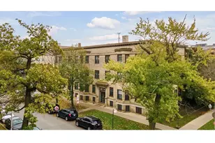 923 W Waveland Ave, Chicago, IL 60657 - Photo 1