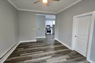 923 W Waveland Ave, Chicago, IL 60657 - Photo 8