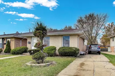 18010 Olympia Drive, Country Club Hills, IL 60478 - Photo 2