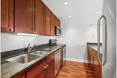 30 E Huron Street #1904, Chicago, IL 60611 - Photo 6