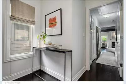 1844 W Barry Avenue, Chicago, IL 60657 - Photo 24