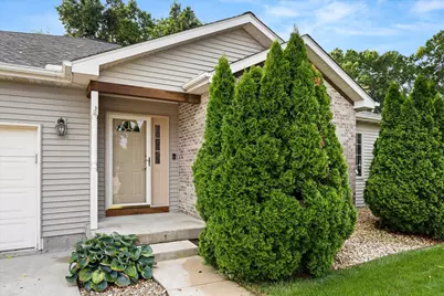 635 Magnolia Lane, Ottawa, IL 61350 - Photo 2