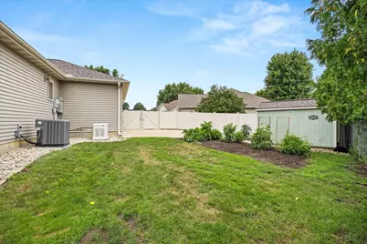 635 Magnolia Lane, Ottawa, IL 61350 - Photo 10