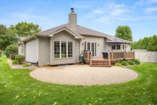 635 Magnolia Ln, Ottawa, IL 61350 - Photo 4