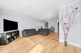 3133 N 77th Ct, Elmwood Park, IL 60707 - Photo 2