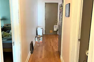 3926 W Byron St, Chicago, IL 60618 - Photo 8