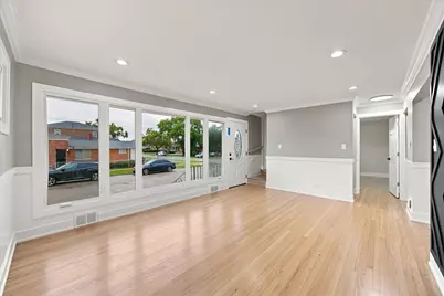 9700 S Princeton Avenue, Chicago, IL 60628 - Photo 4