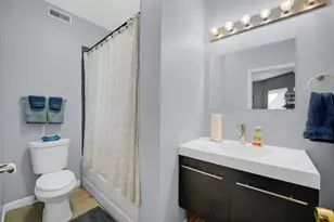 1422 E 72nd Pl, Chicago, IL 60619 - Photo 12