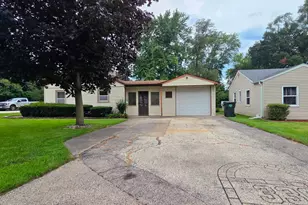336 E Orchard St, Mundelein, IL 60060 - Photo 1