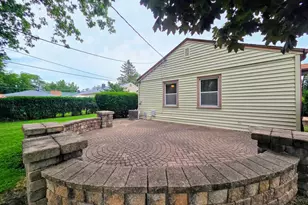 336 E Orchard St, Mundelein, IL 60060 - Photo 4