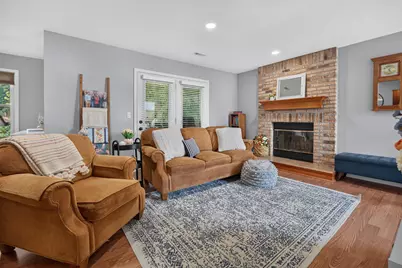 903 N Linden Street #117, Normal, IL 61761 - Photo 4