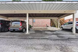 903 N Linden St, Normal, IL 61761 - Photo 22
