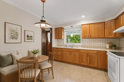 112 N Reuter Drive, Arlington Heights, IL 60005 - Photo 4