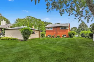 112 N Reuter Dr, Arlington Heights, IL 60005 - Photo 14