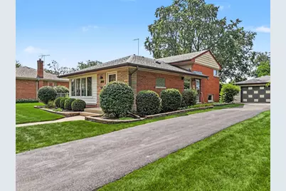 112 N Reuter Drive, Arlington Heights, IL 60005 - Photo 2