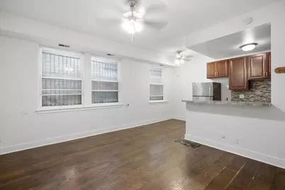 3727 N Pine Grove Avenue #102, Chicago, IL 60613 - Photo 2