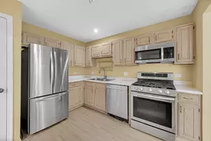 2403 Mallow Ct, Schaumburg, IL 60194 - Photo 12