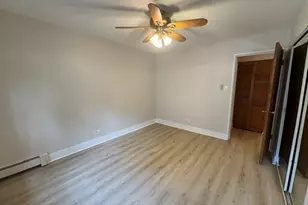 611 W Patterson Ave, Chicago, IL 60613 - Photo 20