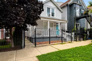 1830 N Mozart St, Chicago, IL 60647 - Photo 1