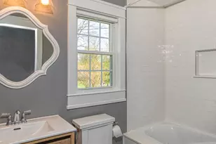 1645 Forest Dr, Glenview, IL 60025 - Photo 10