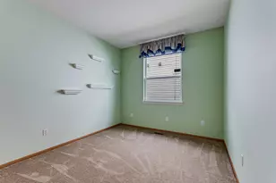 676 S Wellston Ln, Romeoville, IL 60446 - Photo 14