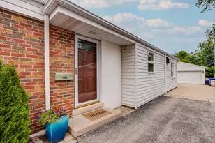 1243 Ridge Rd, Highland Park, IL 60035 - Photo 4