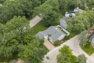 6379 Holly Ct, Lisle, IL 60532 - Photo 30