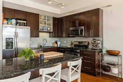 744 W Fullerton Avenue #404, Chicago, IL 60614 - Photo 6