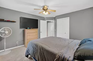 2213 Marmion Ave, Joliet, IL 60436 - Photo 16