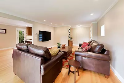 9058 Ewing Avenue, Evanston, IL 60203 - Photo 6