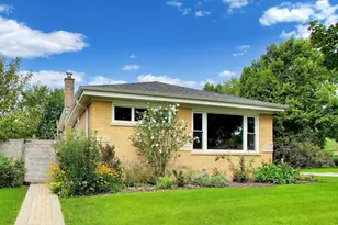 9058 Ewing Ave, Evanston, IL 60203 - Photo 4