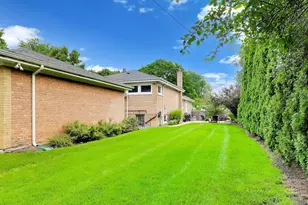9058 Ewing Ave, Evanston, IL 60203 - Photo 36