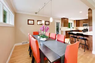 9058 Ewing Ave, Evanston, IL 60203 - Photo 8