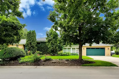 9058 Ewing Avenue, Evanston, IL 60203 - Photo 2