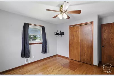 165 E 2740S Road, Kankakee, IL 60901 - Photo 18