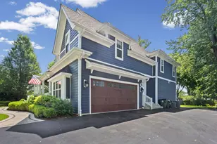 407 Lake St, Libertyville, IL 60048 - Photo 4