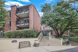 815 Leicester Rd, Elk Grove Village, IL 60007 - Photo 1