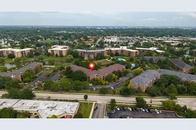 815 Leicester Road #312A, Elk Grove Village, IL 60007 - Photo 4