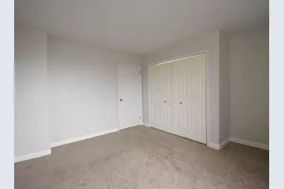 1360 N Sandburg Terrace #2101, Chicago, IL 60610 - Photo 12