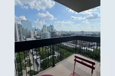 1360 N Sandburg Terrace #2101, Chicago, IL 60610 - Photo 6