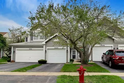 1444 Division Court, Saint Charles, IL 60174 - Photo 2
