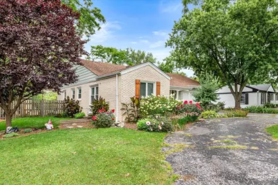 5804 Ridgewood Drive, Western Springs, IL 60558 - Photo 2