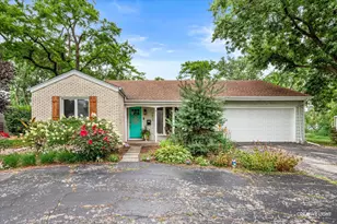 5804 Ridgewood Dr, Western Springs, IL 60558 - Photo 1